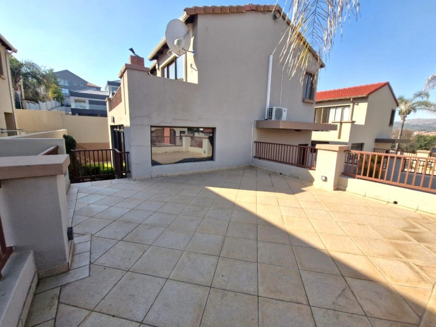 2 Bedroom Property for Sale in Xanadu Eco Park North West